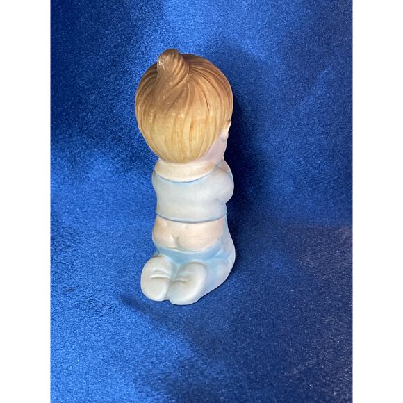 Vintage Bisque Porcelain Kneeling Praying Child Figurine - Picture 3 of 5
